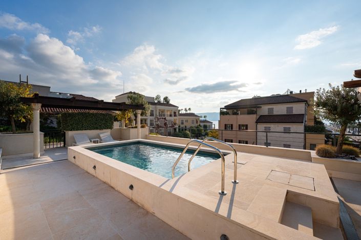 Image No.3-3 Bed Apartment for sale