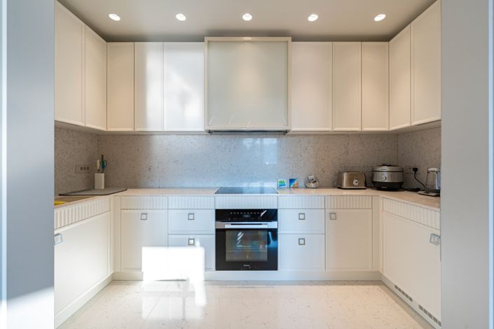 Image No.9-3 Bed Apartment for sale