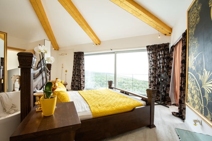 Image No.18-7 Bed Villa for sale