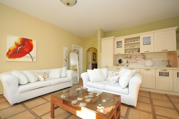 Image No.5-Appartement de 2 chambres à vendre à Budva