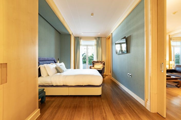 Image No.10-1 Bed Apartment for sale