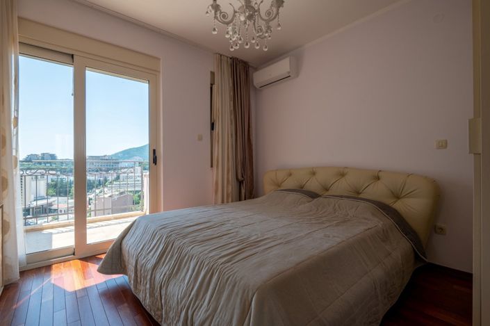 Image No.14-2 Bed Apartment for sale