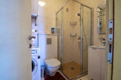 10-luxury-penthouse-with-panoramic-rooftop-te