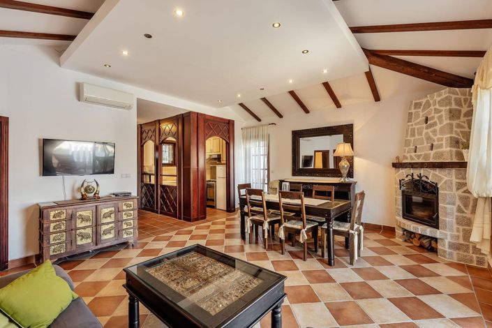 Image No.8-2 Bed Apartment for sale