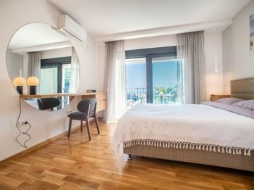 11-two-bedroom-furnished-villa-becici