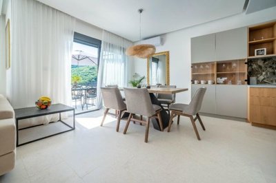 5-two-bedroom-furnished-villa-becici