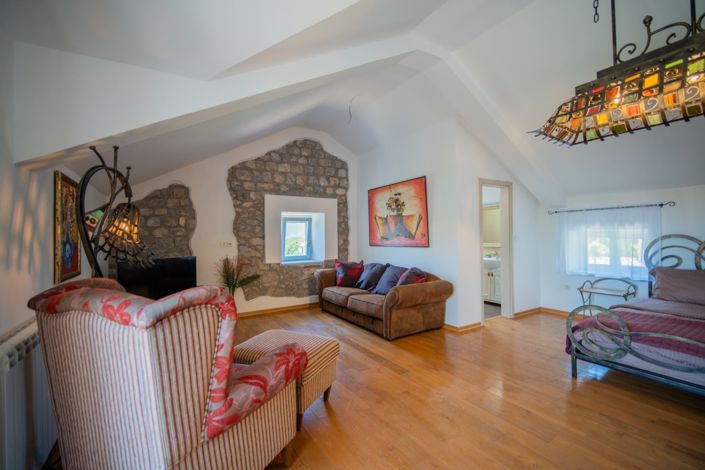 Image No.18-Maison de 3 chambres à vendre à Tivat