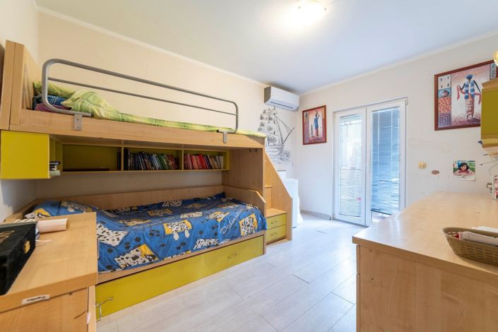 Image No.8-Appartement de 3 chambres à vendre à Tivat