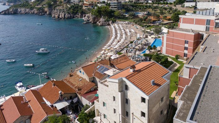 Image No.4-10 Bed Hotel for sale