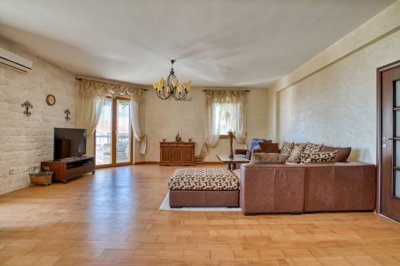 5-3bdr-apartment-sveti-stefan