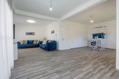 664cf676498acefff72ca3cf1020-20new20villa20ne