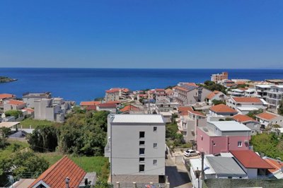 664cf676cf9a8ccd3ae5fb4e320-20new20villa20nea