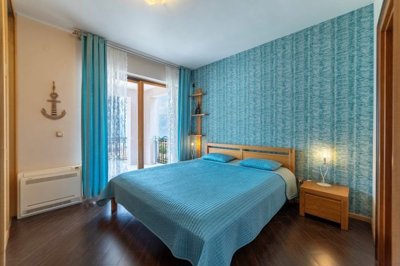 17-villa-with-apartmernts-and-a-pool-dobrota-