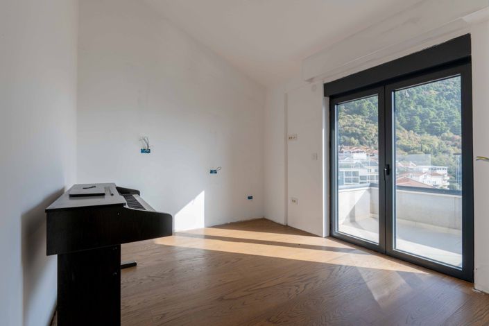 Image No.6-Appartement de 3 chambres à vendre à Budva