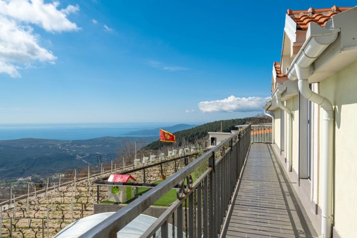 Image No.22-7 Bed Land for sale