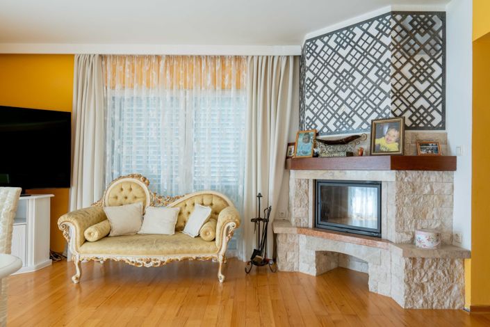 Image No.6-7 Bed Land for sale