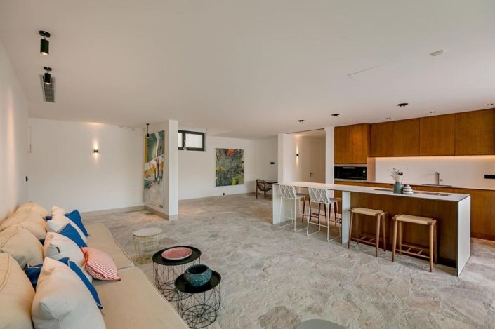 Image No.20-Villa de 9 chambres à vendre à Tivat