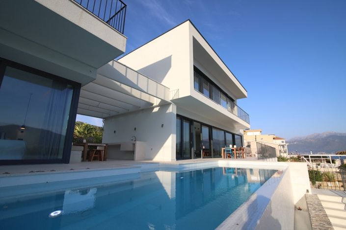 Image No.4-Villa de 9 chambres à vendre à Tivat