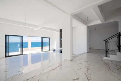 7-waterside-luxury-villa-utjeha