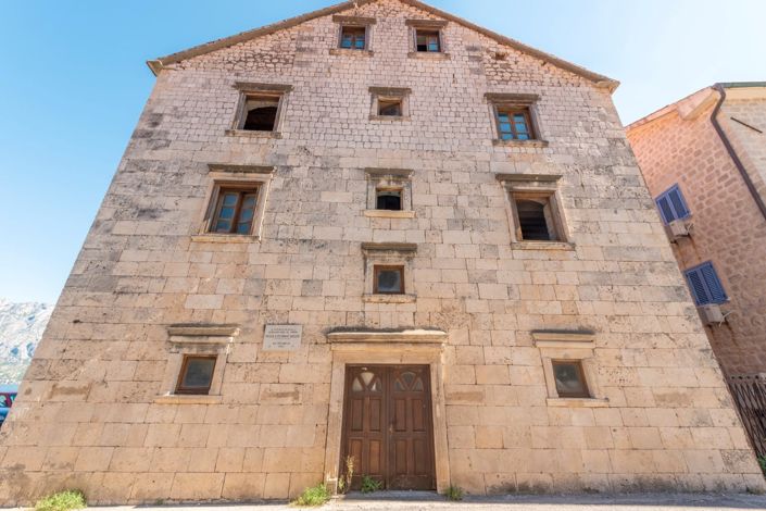 Image No.10-Villa à vendre à Prcanj