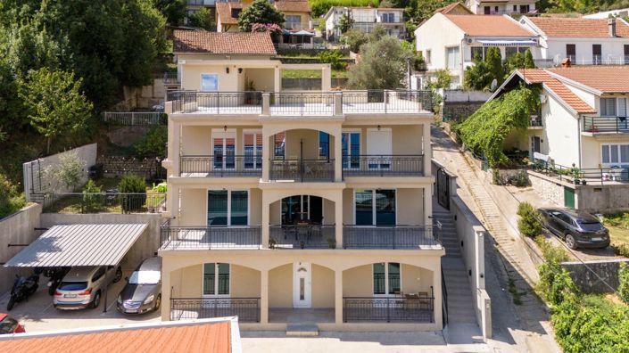 Image No.2-Appartement de 9 chambres à vendre à Kotor