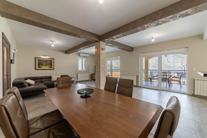 Image No.7-Appartement de 9 chambres à vendre à Kotor