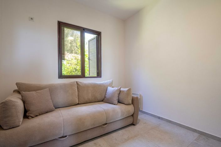 Image No.8-Maison de 3 chambres à vendre à Budva