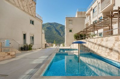 662110deae393f08601f1c241320-20kotor2c20dobro