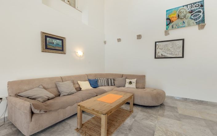 Image No.16-10 Bed Villa for sale