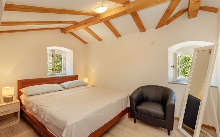 Image No.29-10 Bed Villa for sale