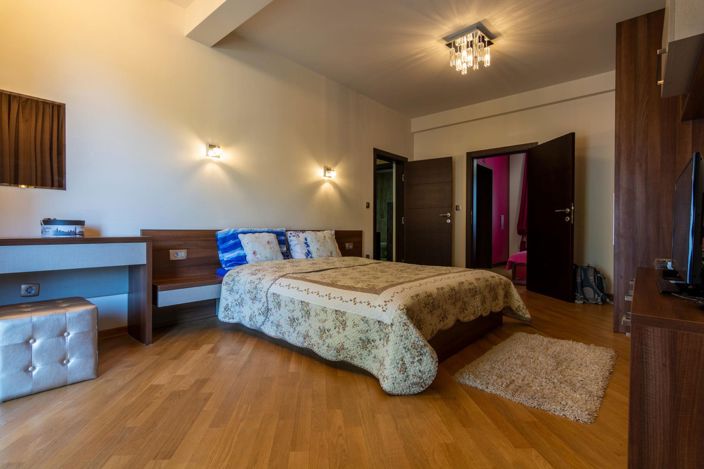 Image No.4-Villa de 4 chambres à vendre à Tivat