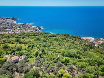 3-urbanized-land-with-panoramic-sea-view