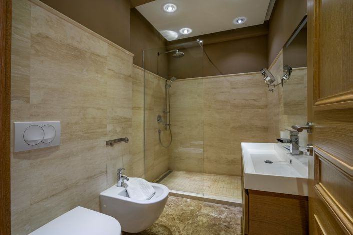 Image No.22-Villa de 4 chambres à vendre à Budva