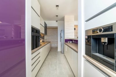 9-luxury-4-bdr-apartment-with-large-terrace