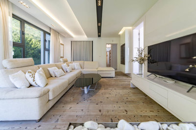 5-luxury-4-bdr-apartment-with-large-terrace