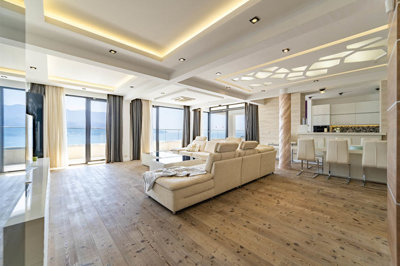 6-luxury-4-bdr-apartment-with-large-terrace
