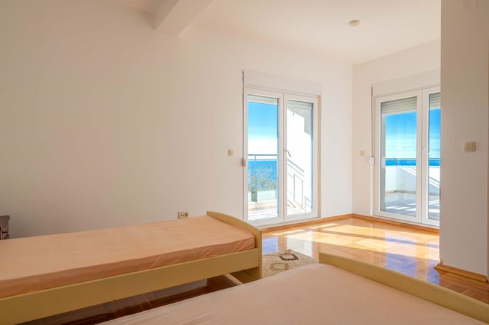 Image No.15-Villa de 4 chambres à vendre à Budva