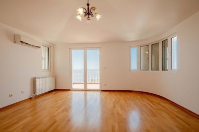 12-villa-near-the-sea-dobre-vode-bar