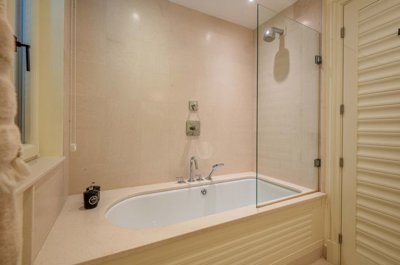 10-teuta-2bdr-apartment-for-rent-min