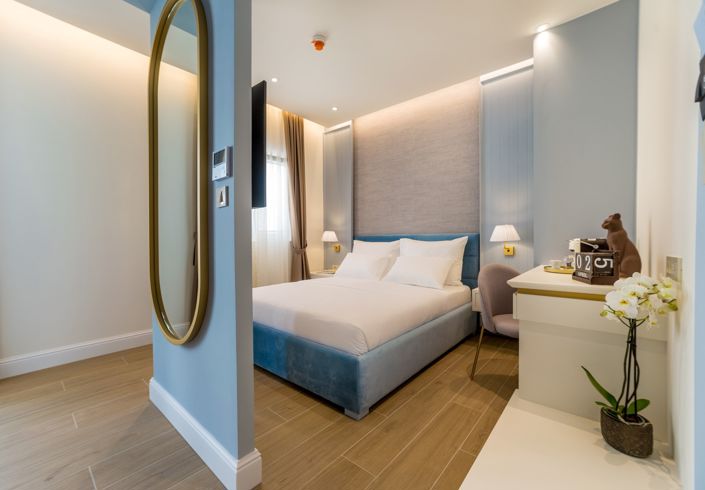 Image No.19-9 Bed Hotel for sale