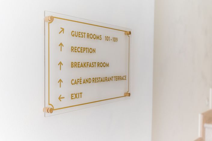 Image No.5-9 Bed Hotel for sale