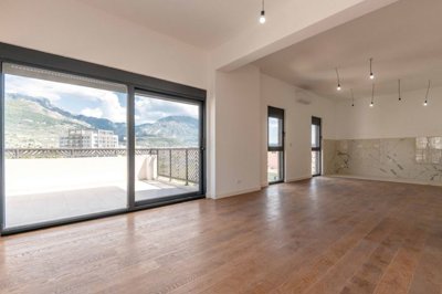 5-3bdr-apartment-with-sea-view