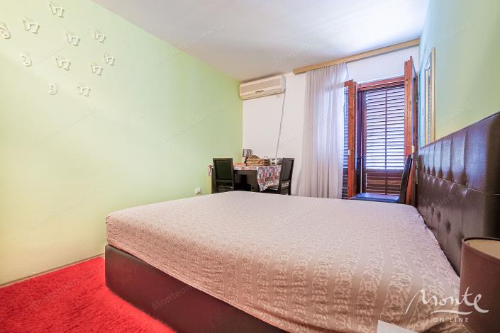 Image No.5-Maison de 6 chambres à vendre à Dobrota