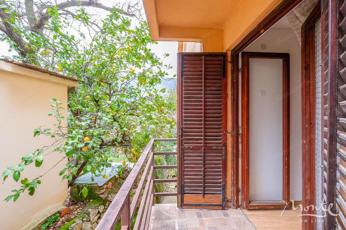 Image No.21-Maison de 6 chambres à vendre à Dobrota