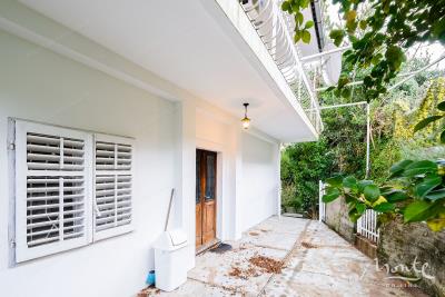 starinnyj-kamennyj-dom-pod-restavracziyu-v-boko-kotorskom-zalive_09