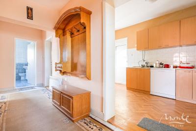 semejnyj-2-etazhnyj-dom-s-vidom-na-more-v-tivate_09