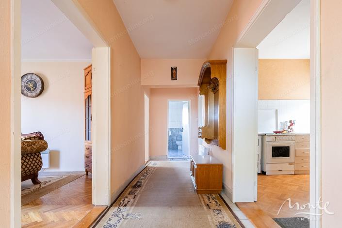 Image No.18-2 Bed House for sale