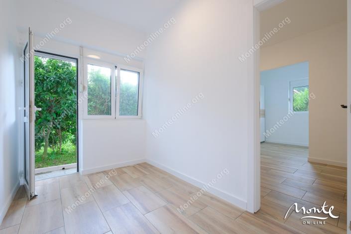 Image No.6-Maison de 4 chambres à vendre à Tivat