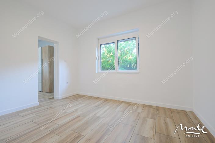 Image No.23-Maison de 4 chambres à vendre à Tivat