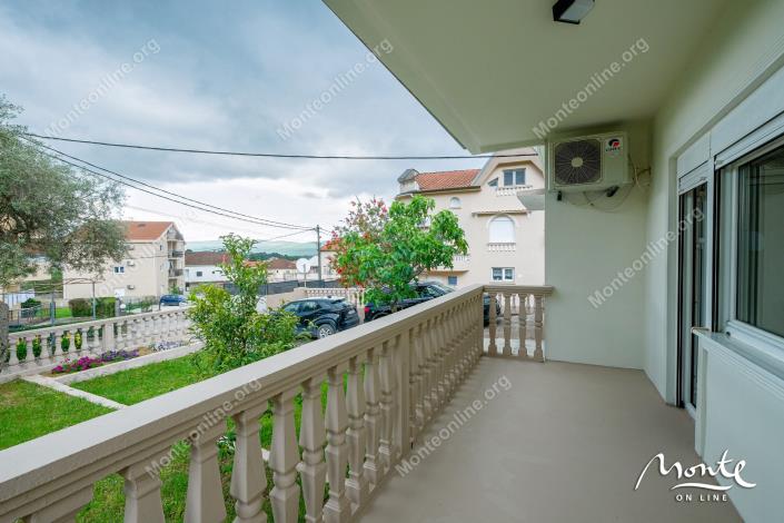 Image No.26-Maison de 4 chambres à vendre à Tivat